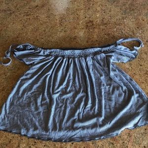 On/Off the shoulder shirt